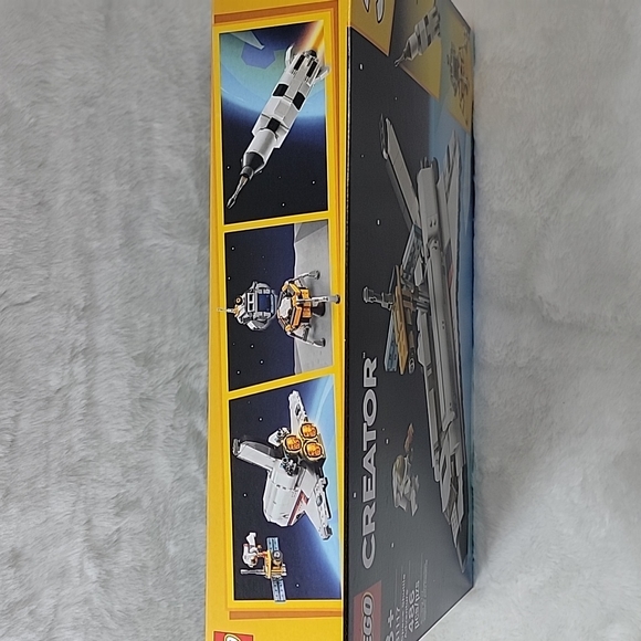Lego Creator 3 in 1 Space Shuttle Adventure #31117 - Picture 5 of 6